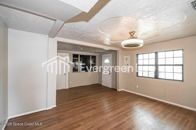 Building Photo - 6532 Perry St