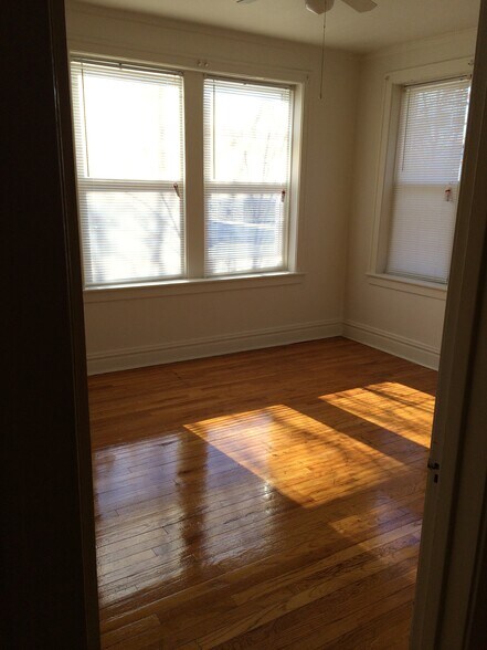 bedroom 2 - 5201 N Latrobe Ave