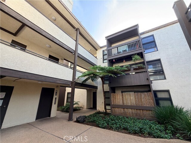 Building Photo - 7742 Redlands St