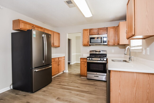 Building Photo - 7537 Edenberry Way