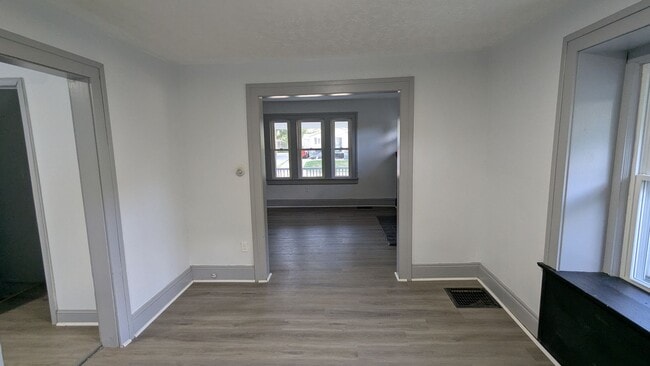 Building Photo - Welcome to this newly renovated gem locate...