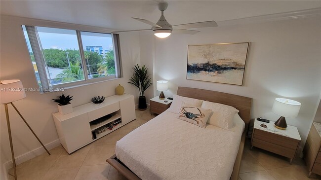Building Photo - 401 Ocean Dr