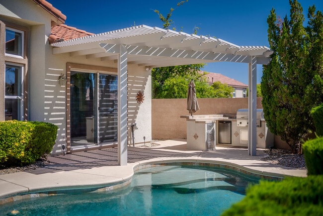 Private resort style living with mountain views from your private pool and spa. - 2850 Bronzino Ct