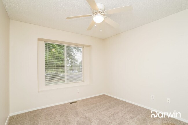 Building Photo - 3770 Pony Tracks Dr