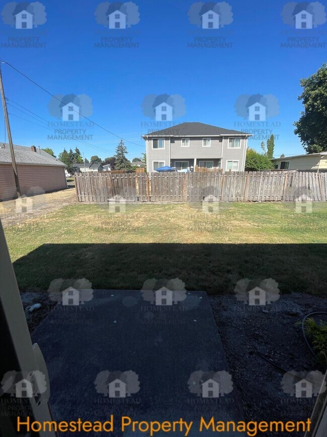 Building Photo - 168