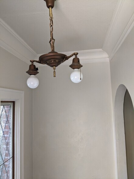 Period lighting - 221 NW 28th St