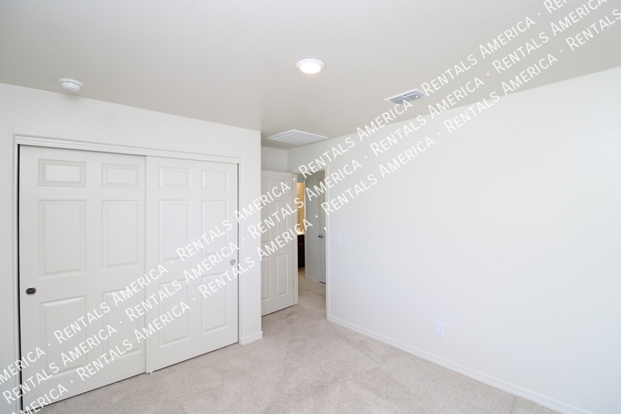 Building Photo - 1662 Flintlock Dr