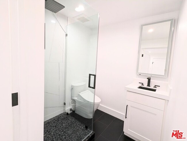 Building Photo - 1917 11th St