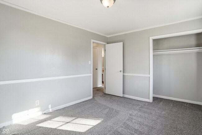 Building Photo - 3329 Melbourne Cir