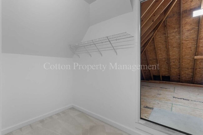 Building Photo - 4728 Wedgefield Dr