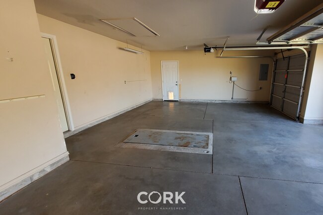 Building Photo - 2808 Stonebrook Rd