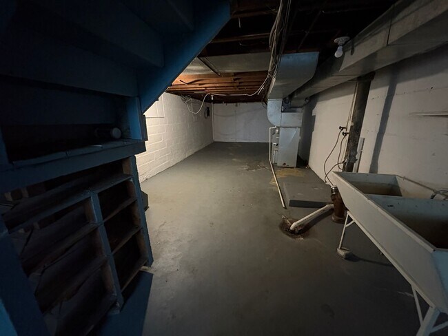 Building Photo - 128-130 Haldy Avenue