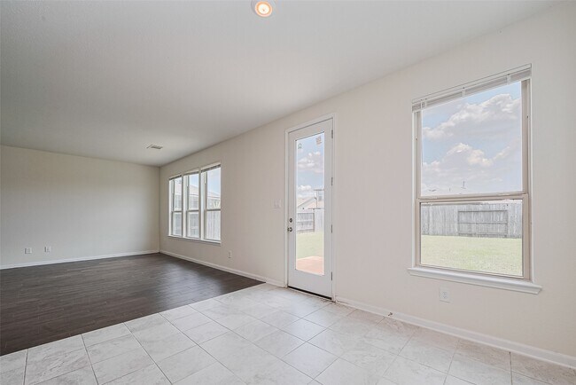 Building Photo - 25327 Cheshire Knoll St