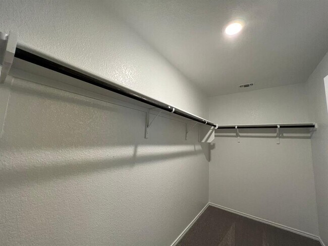 Building Photo - 40 Pacific Loon St