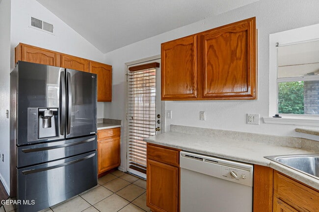 Building Photo - 14336 Puentecillas Dr
