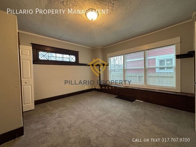 Building Photo - 3625 N Kenwood Ave