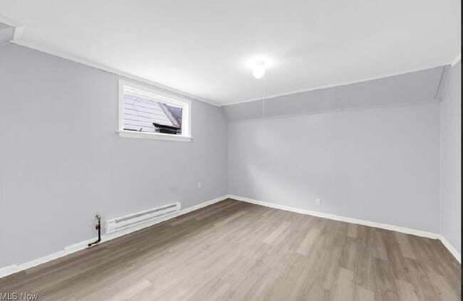 Building Photo - 2056 W 95th St