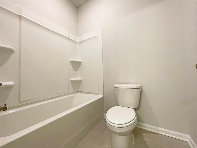 Building Photo - 4607 Silver Oak Dr