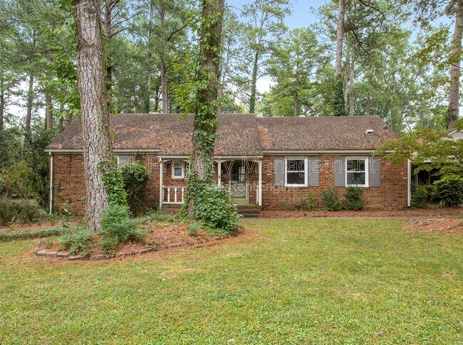 Building Photo - 3351 Scottview Dr