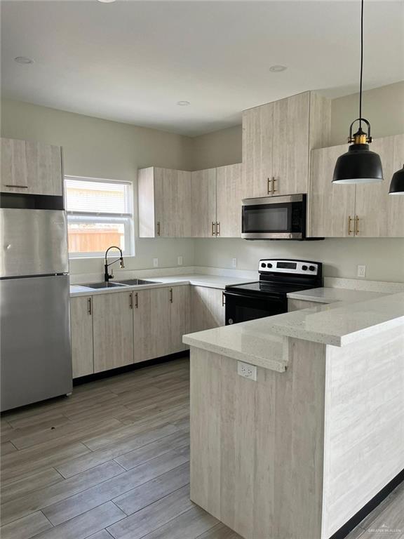 Building Photo - 24 S McColl Rd