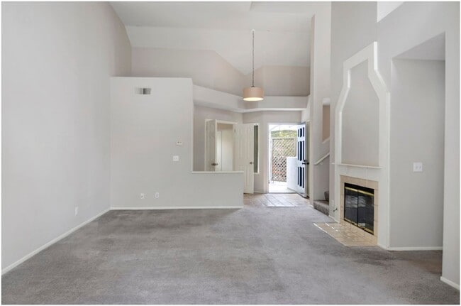 Building Photo - Rancho Niguel Dream Condo!