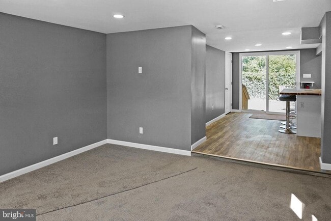 Building Photo - 1824 N Tuckahoe Rd