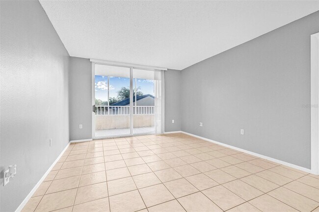 Building Photo - 2333 Feather Sound Dr