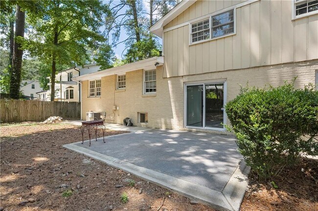 Building Photo - 4695 N Peachtree Rd