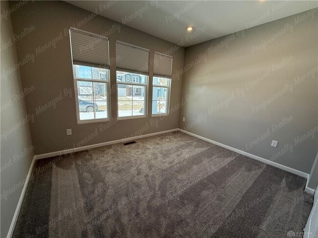 Building Photo - 141 Kenneth Hamilton Way