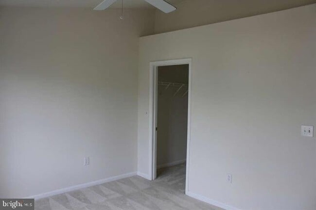 Building Photo - 12858 Fair Briar Ln