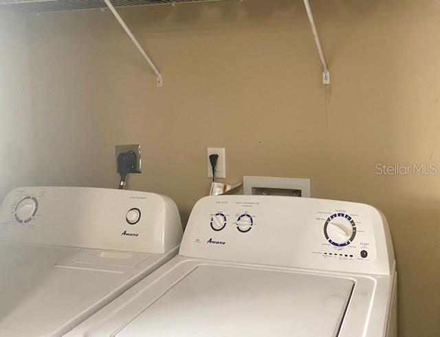 Building Photo - 1736 Mova St