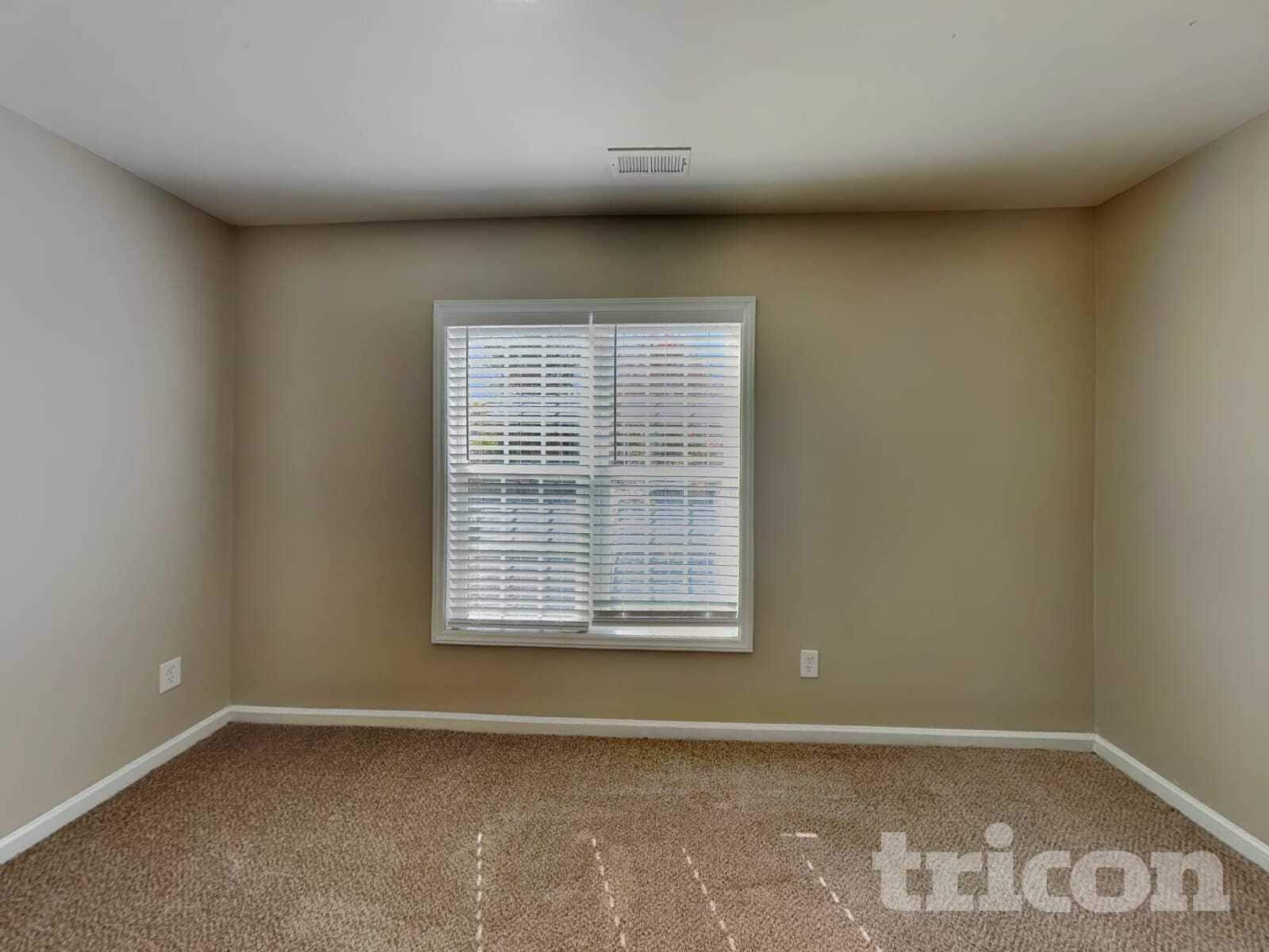 Building Photo - 5513 Landreaux Dr