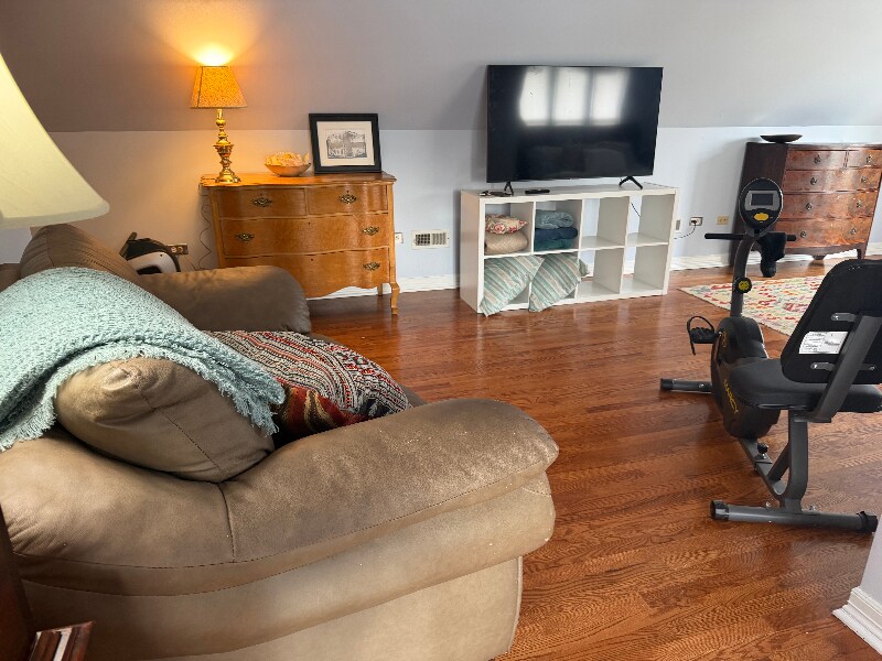 Building Photo - 420 N Downing St