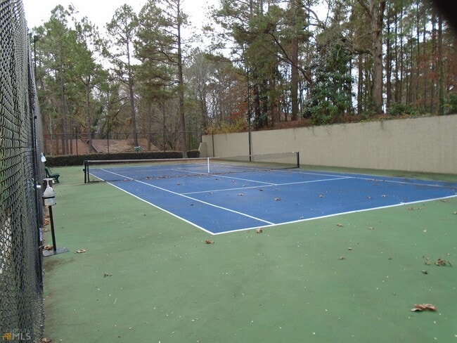 Building Photo - 5155 Roswell Rd NE