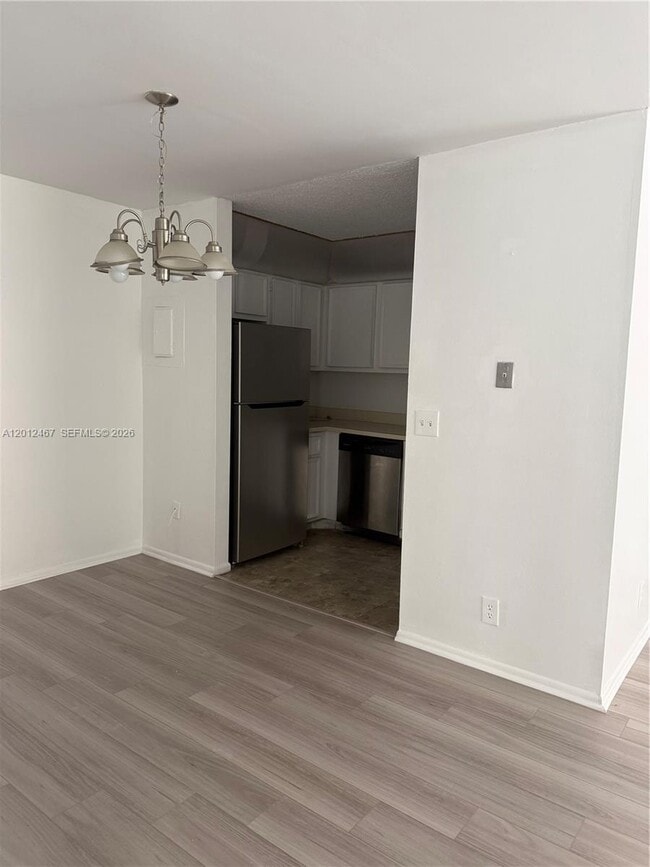 Building Photo - 10916 Royal Palm Blvd
