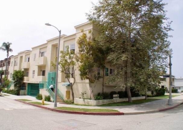Building Photo - 1505 Amherst Avenue,
