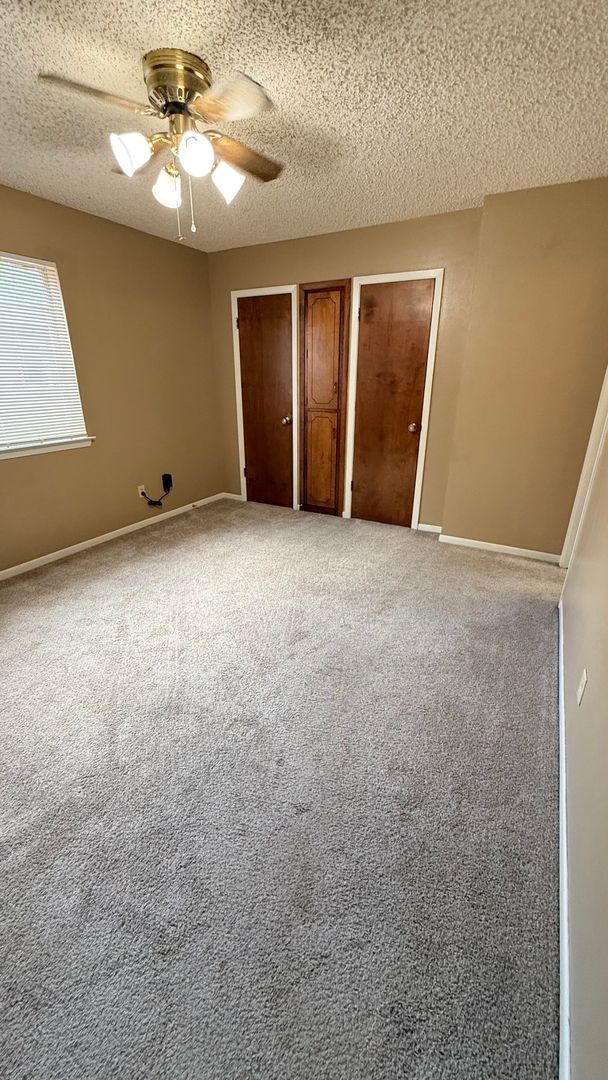 Building Photo - 3 bedroom / 2 bath / 2 car garage - Covered porch with shaded back yard