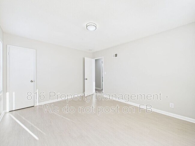 Building Photo - 801 Bannister Rd