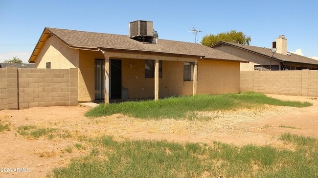 Building Photo - 5425 N 74th Dr