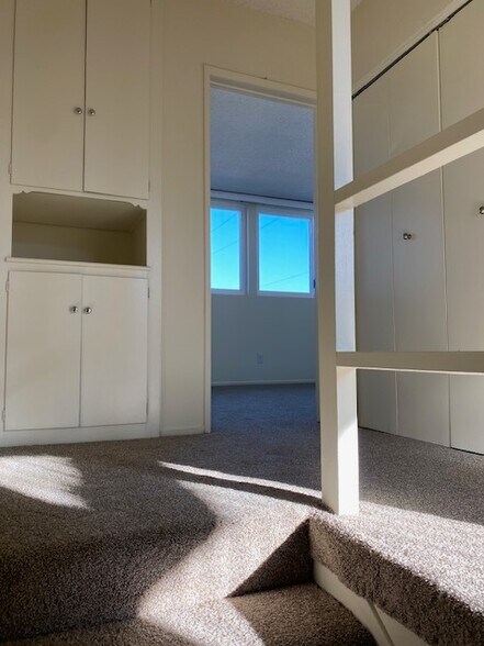 Building Photo - 21107 Victor St