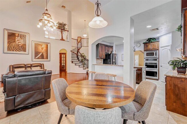 Building Photo - 20307 Cortina Valley Dr