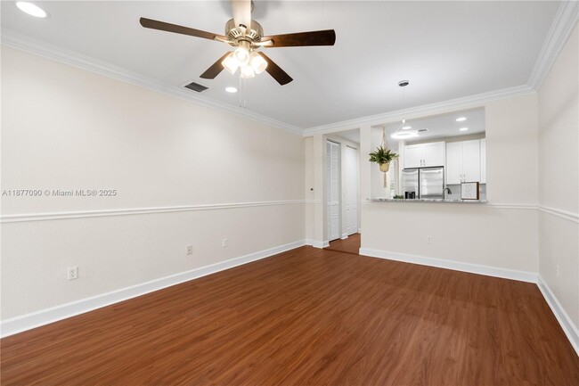 Building Photo - 433 SW 147th Ave