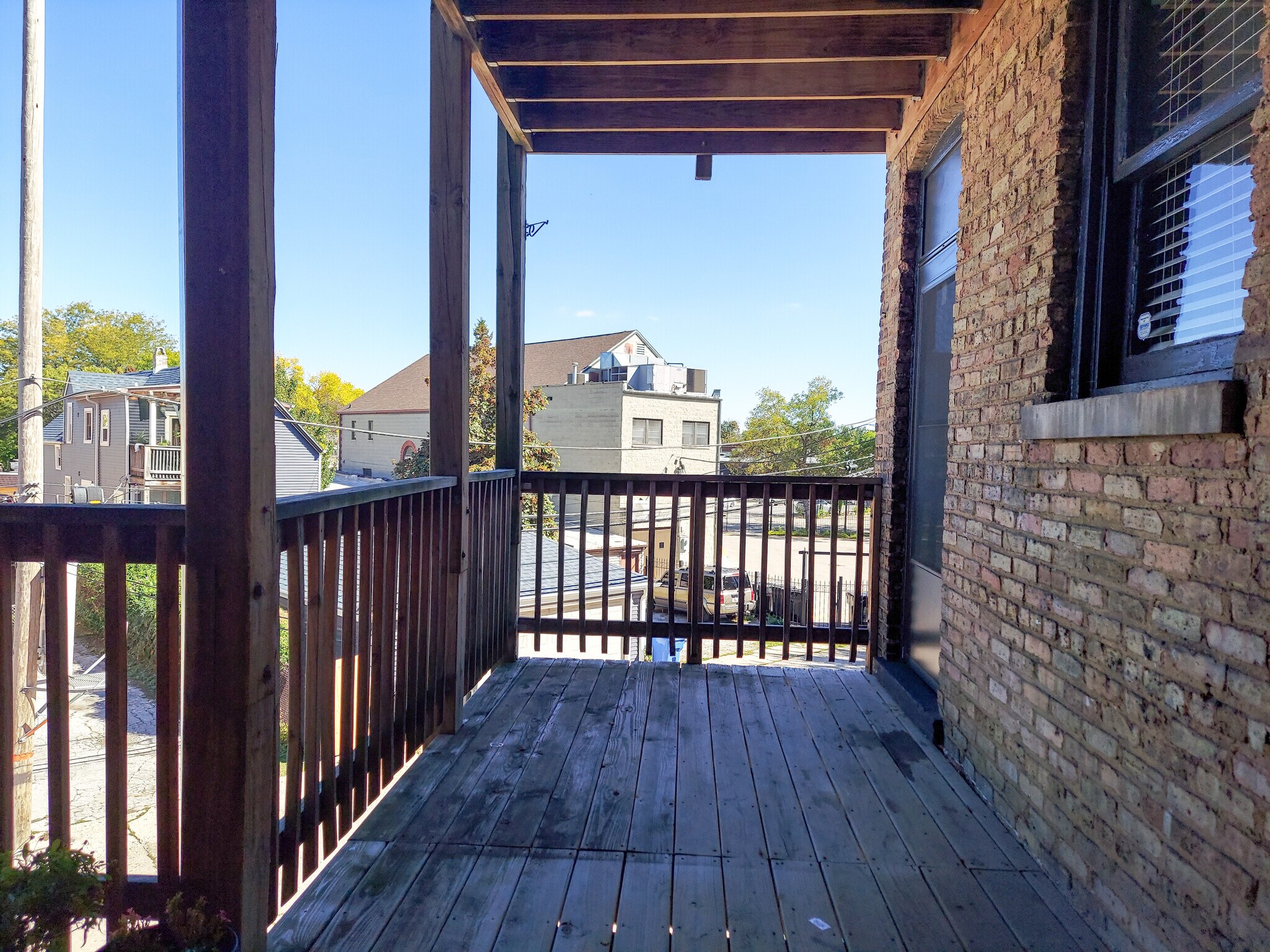 Building Photo - 3823 N Drake Ave