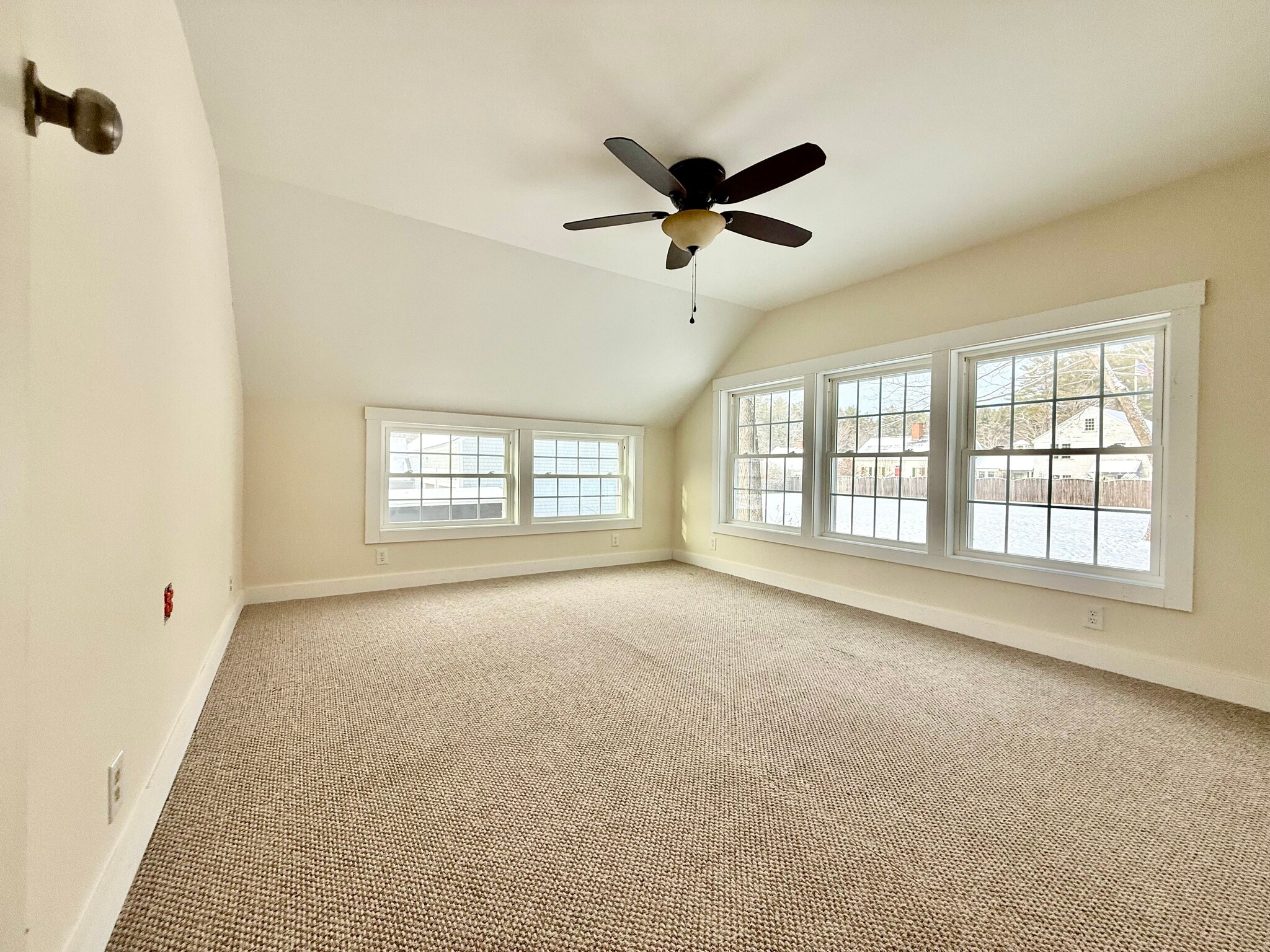 Building Photo - 278 Main St