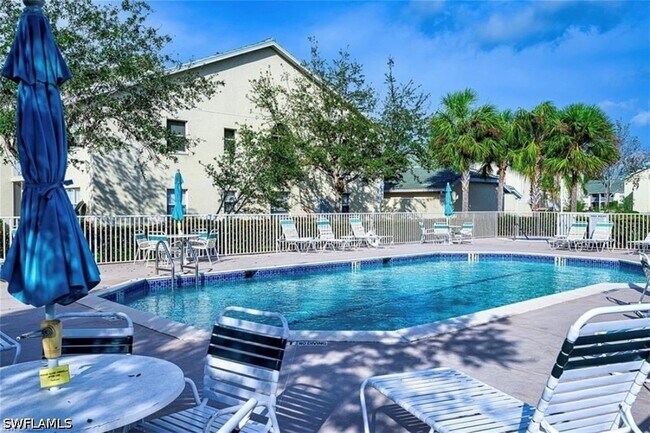 Building Photo - 4985 Sandra Bay Dr