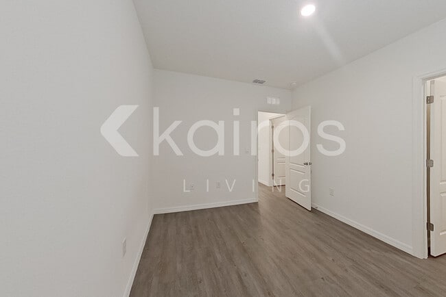 Building Photo - 32020 Katelin Cir