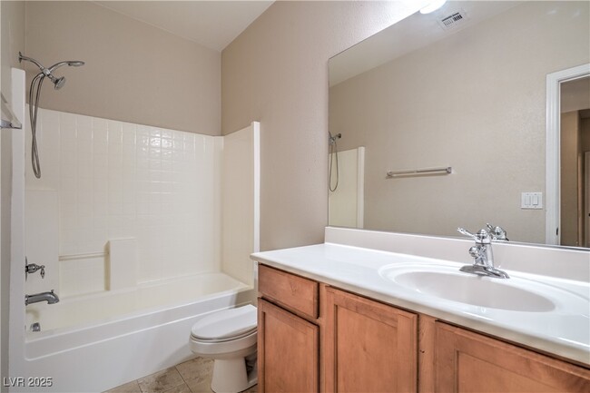 Building Photo - 2464 Sturrock Dr