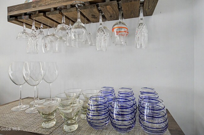 Building Photo - 8 Furlong St