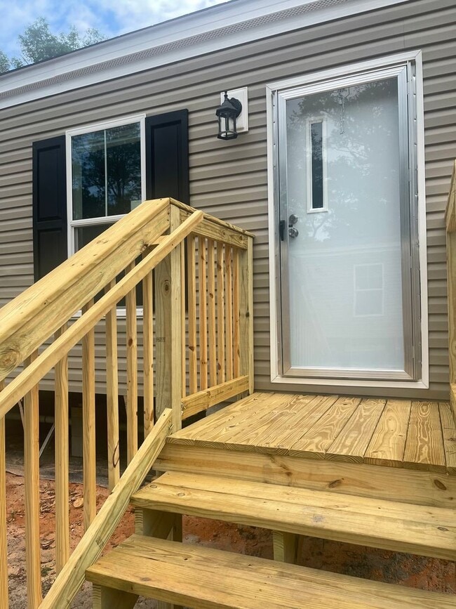 Primary Photo - Luxury 3 Bedroom/ 2 Bath Mobile Home