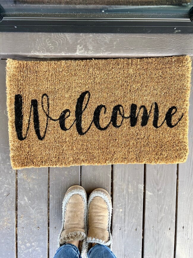 Building Photo - 140 W Evergreen St